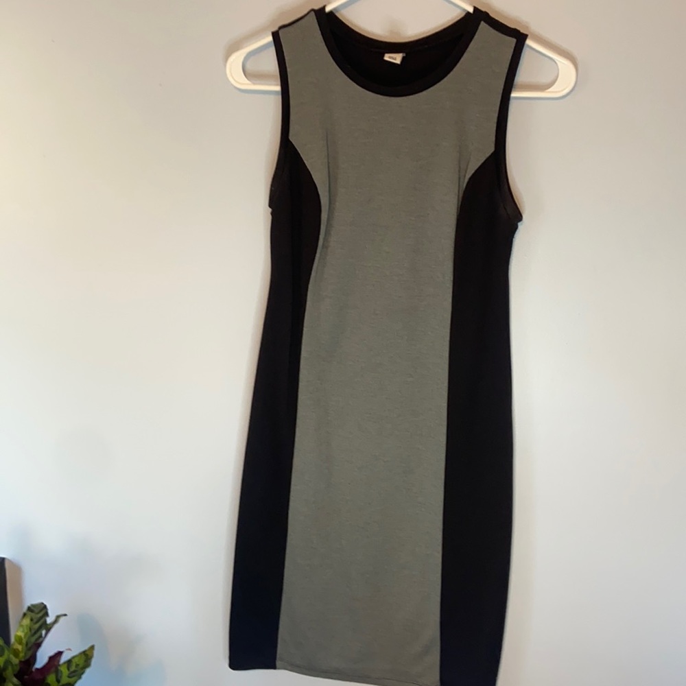 XS Old Navy Black & Grey Dress